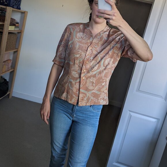Stunning floral vintage button down shirt, short sleeve, Jouve, size 8 US - Picture 2 of 14